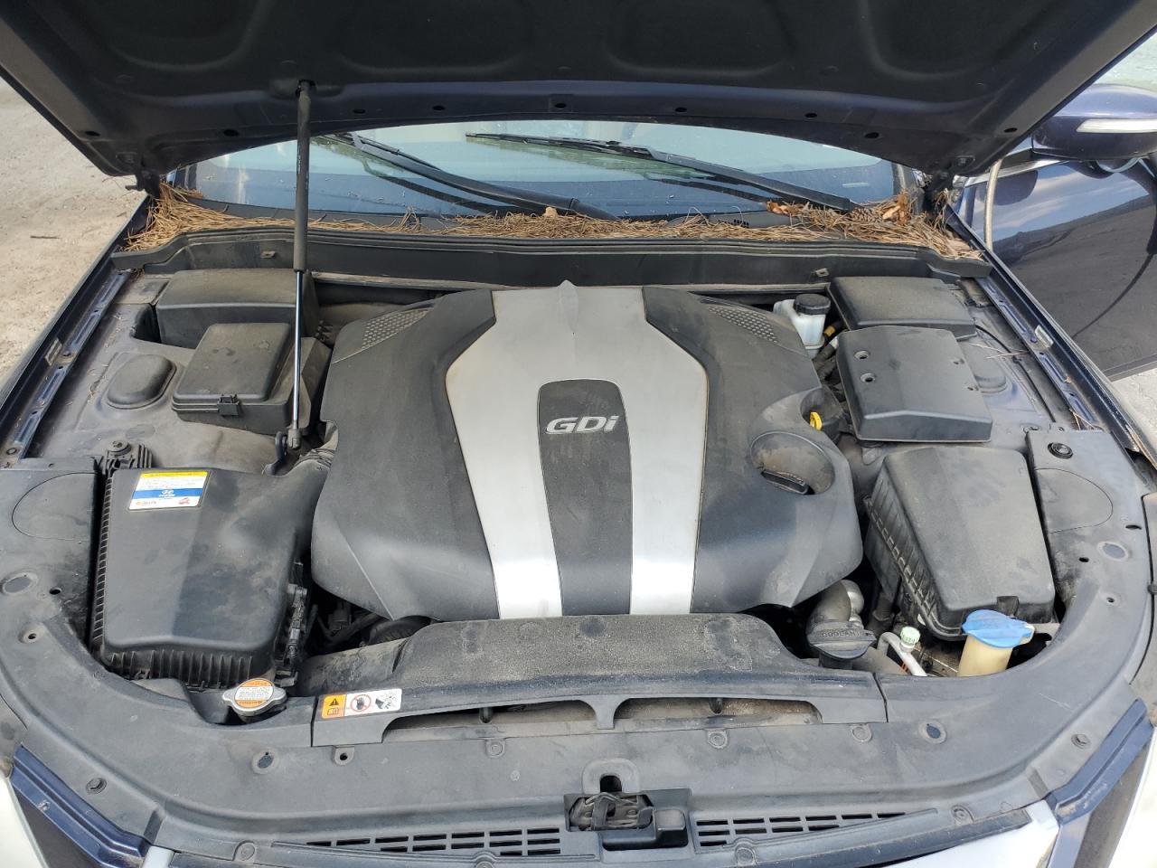 2012 HYUNDAI GENESIS