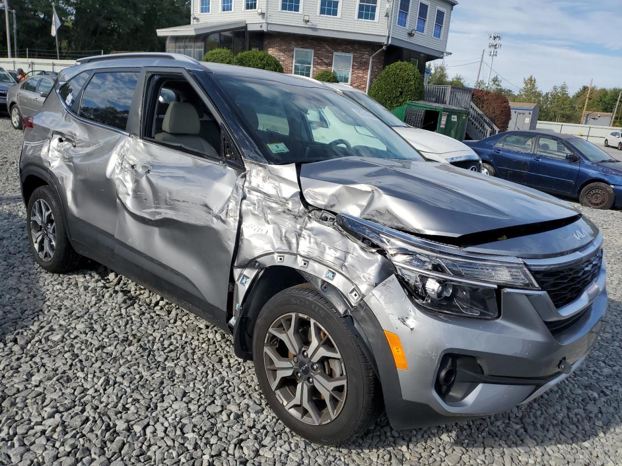 2023 KIA SELTOS