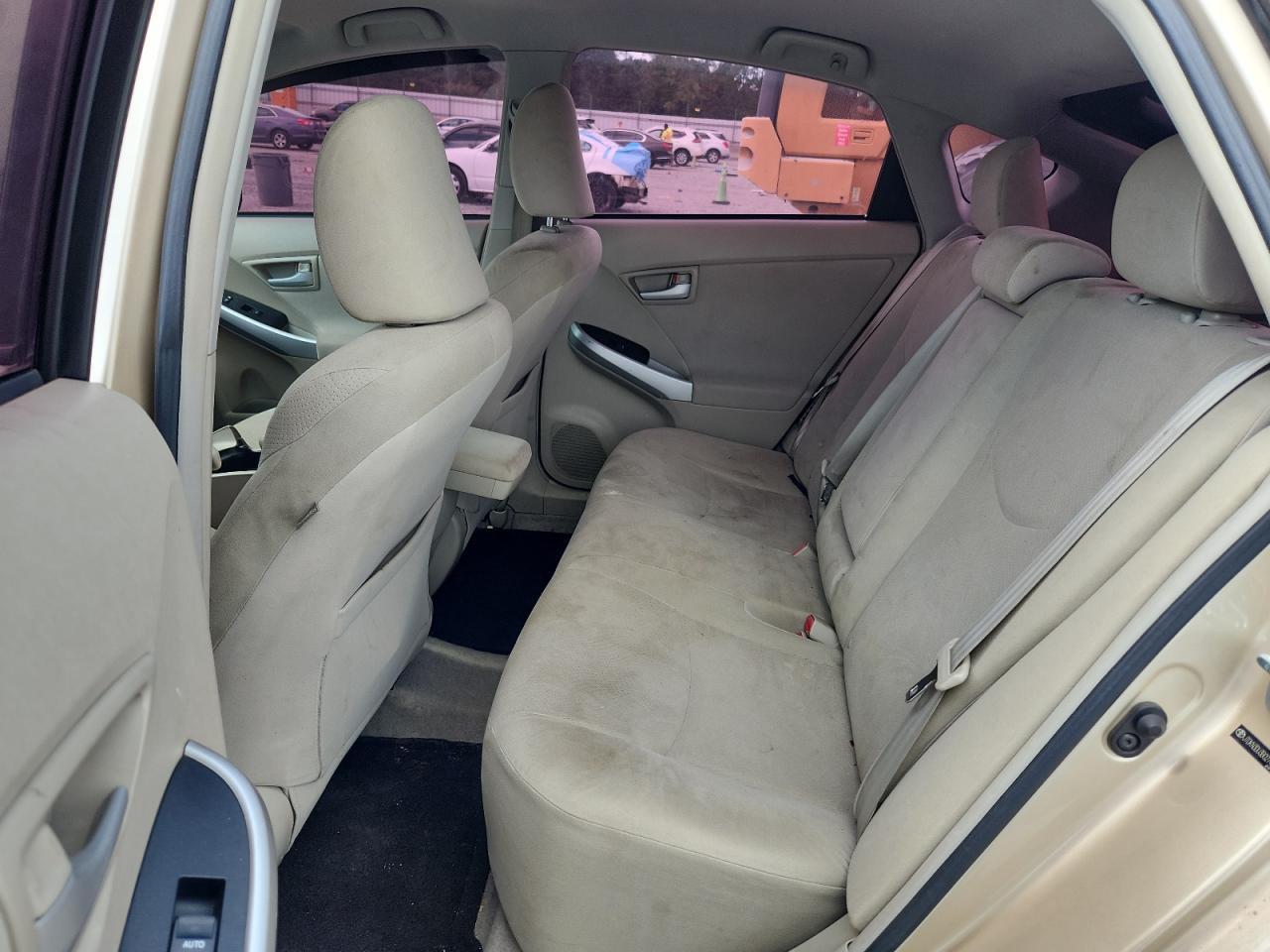 2011 TOYOTA PRIUS