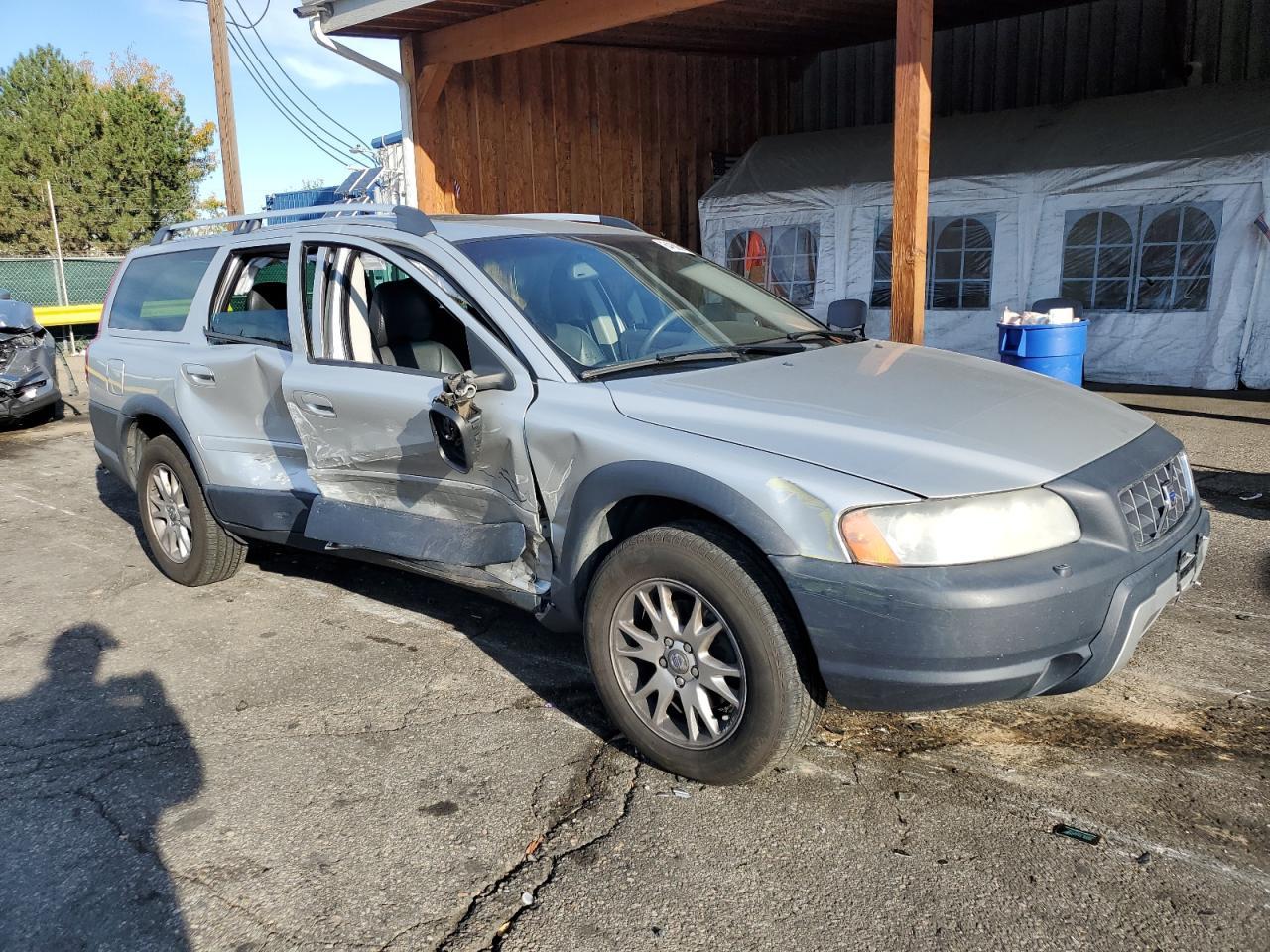 2007 VOLVO XC70
