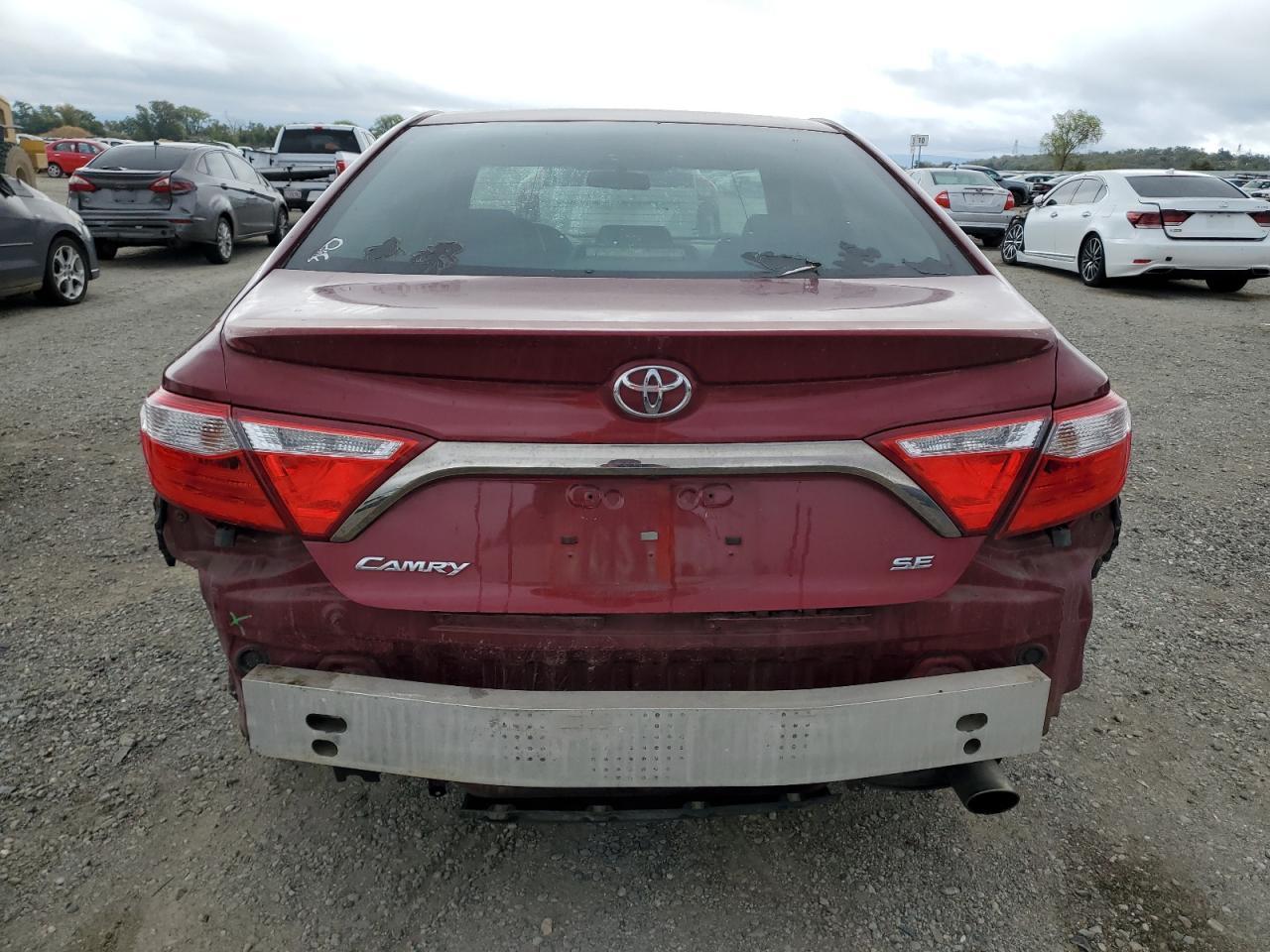 2016 TOYOTA CAMRY