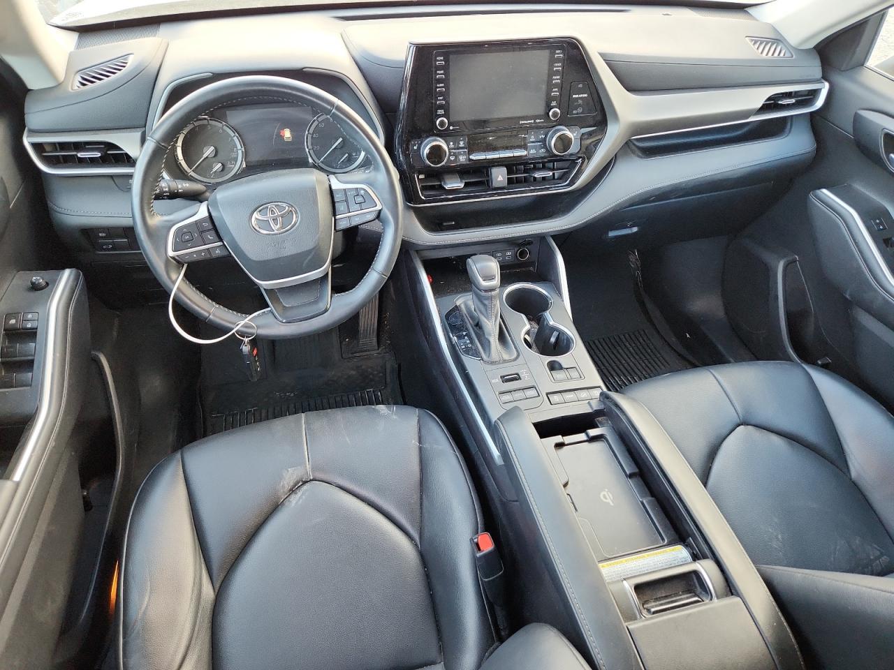 2022 TOYOTA HIGHLANDER