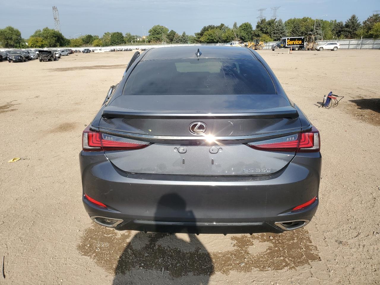 2022 LEXUS ES 350