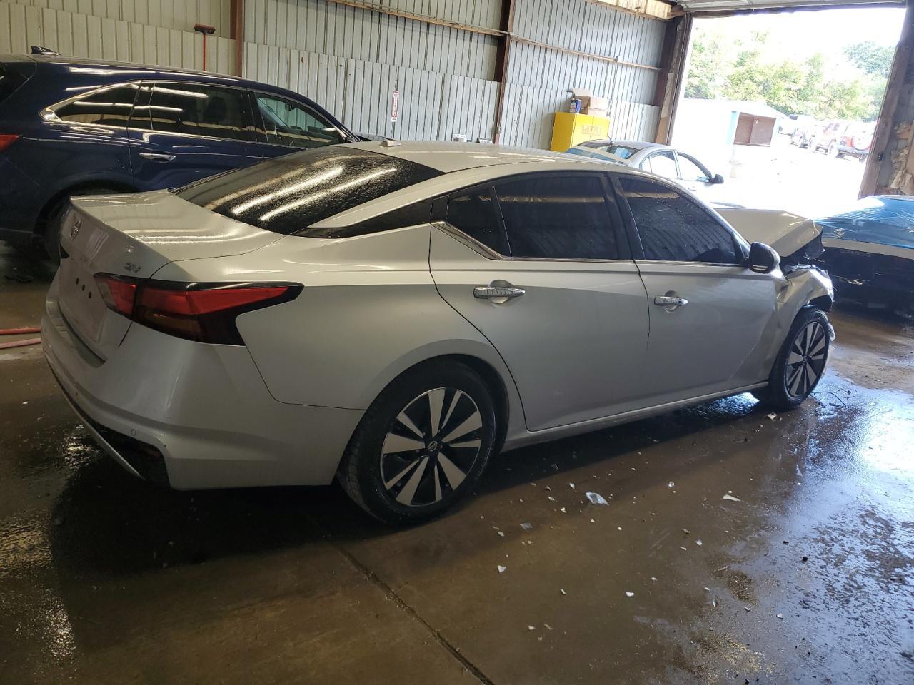 2021 NISSAN ALTIMA