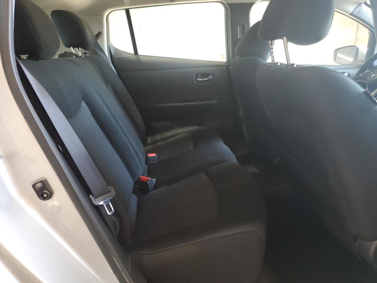 2019 NISSAN LEAF