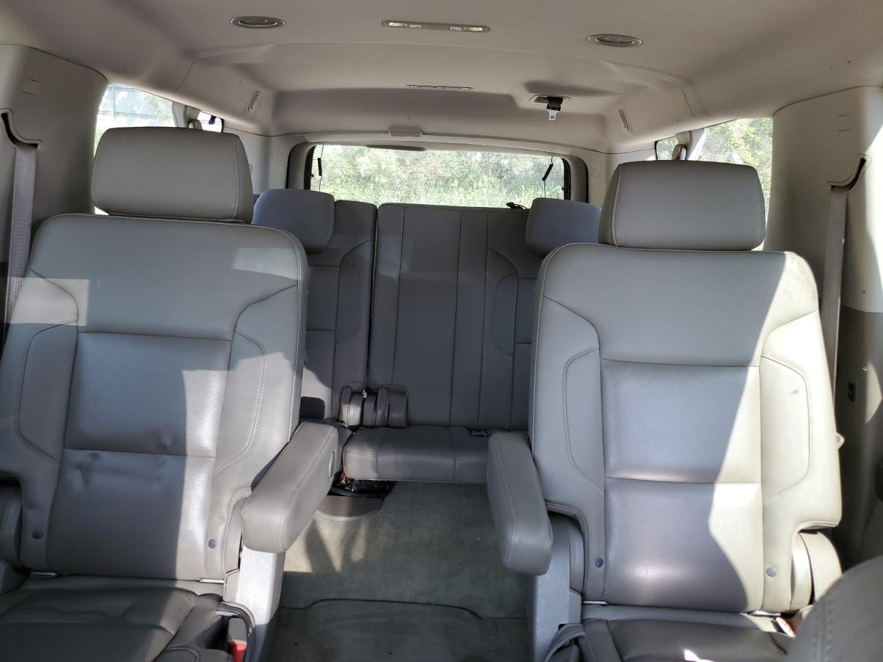 2015 CHEVROLET Suburban