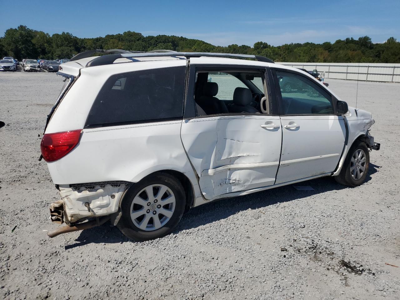 2006 TOYOTA SIENNA