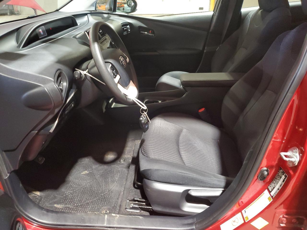 2017 TOYOTA PRIUS