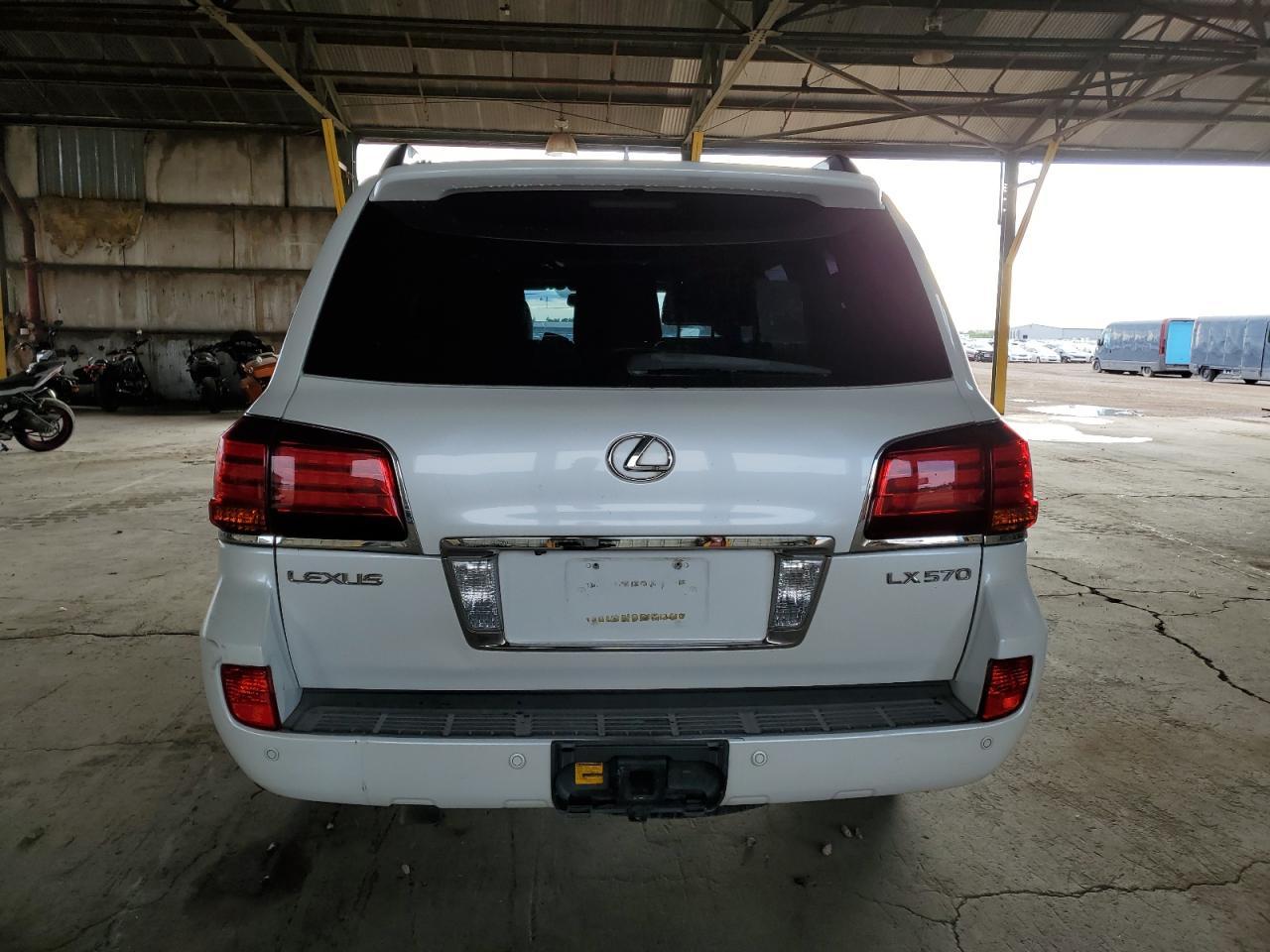 2010 LEXUS Lx