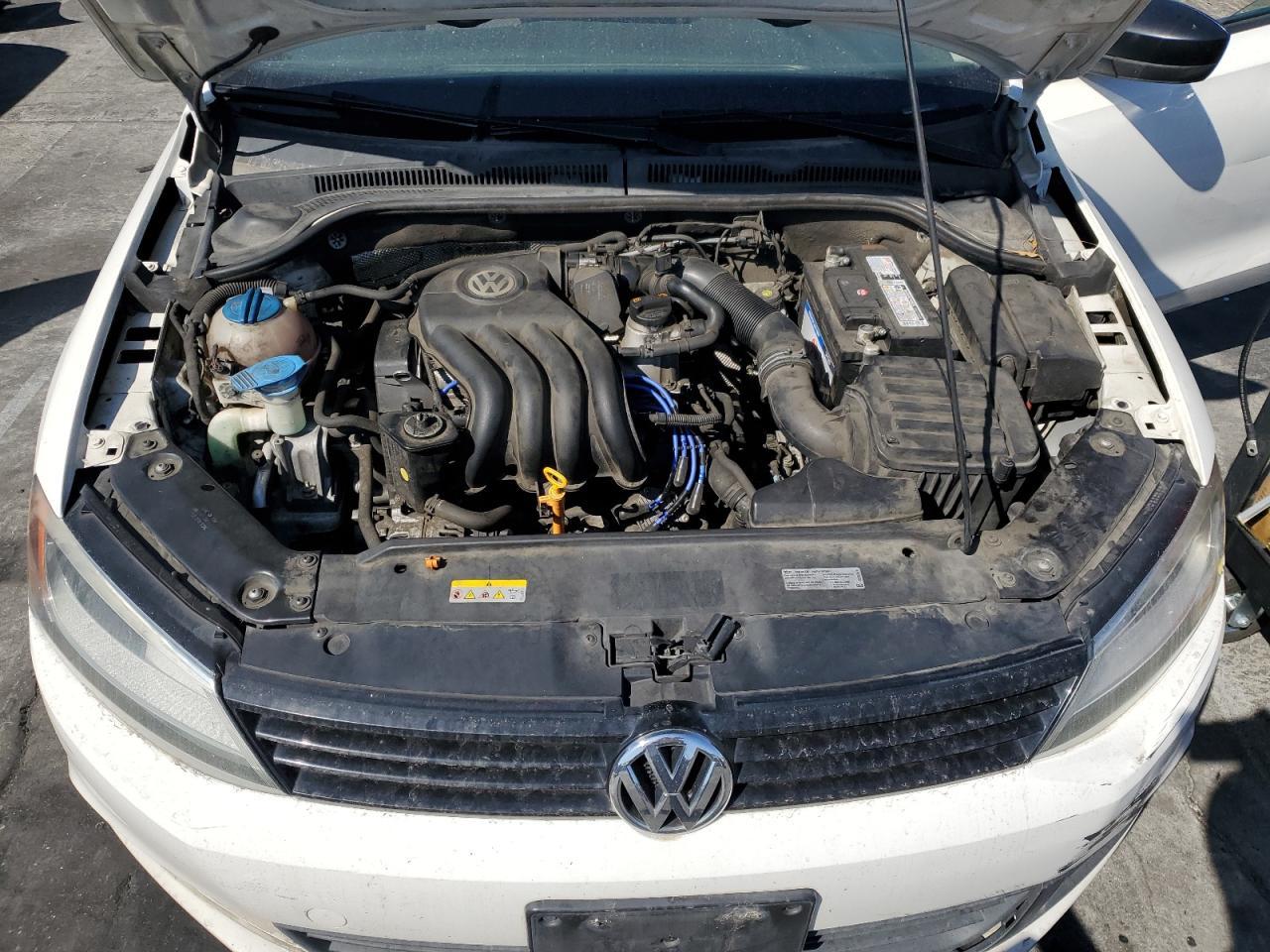2013 VOLKSWAGEN JETTA