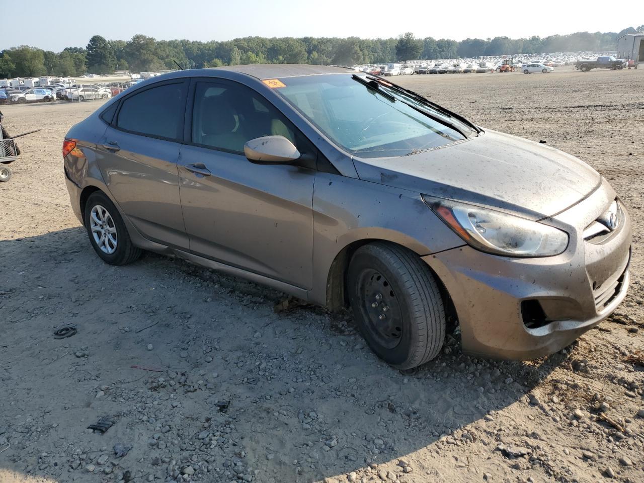 2014 HYUNDAI ACCENT