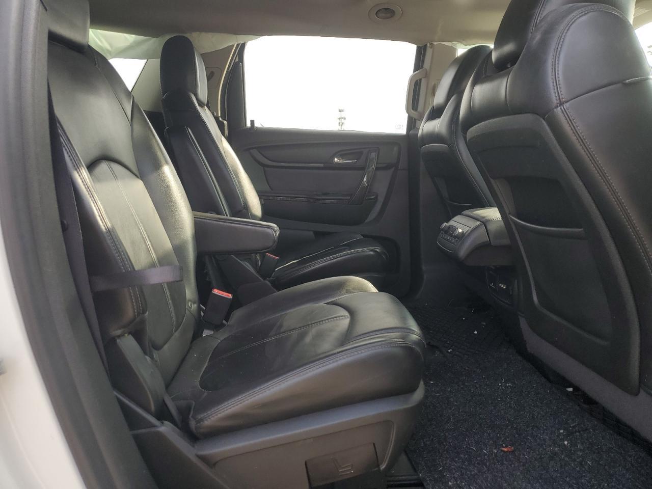 2013 GMC ACADIA