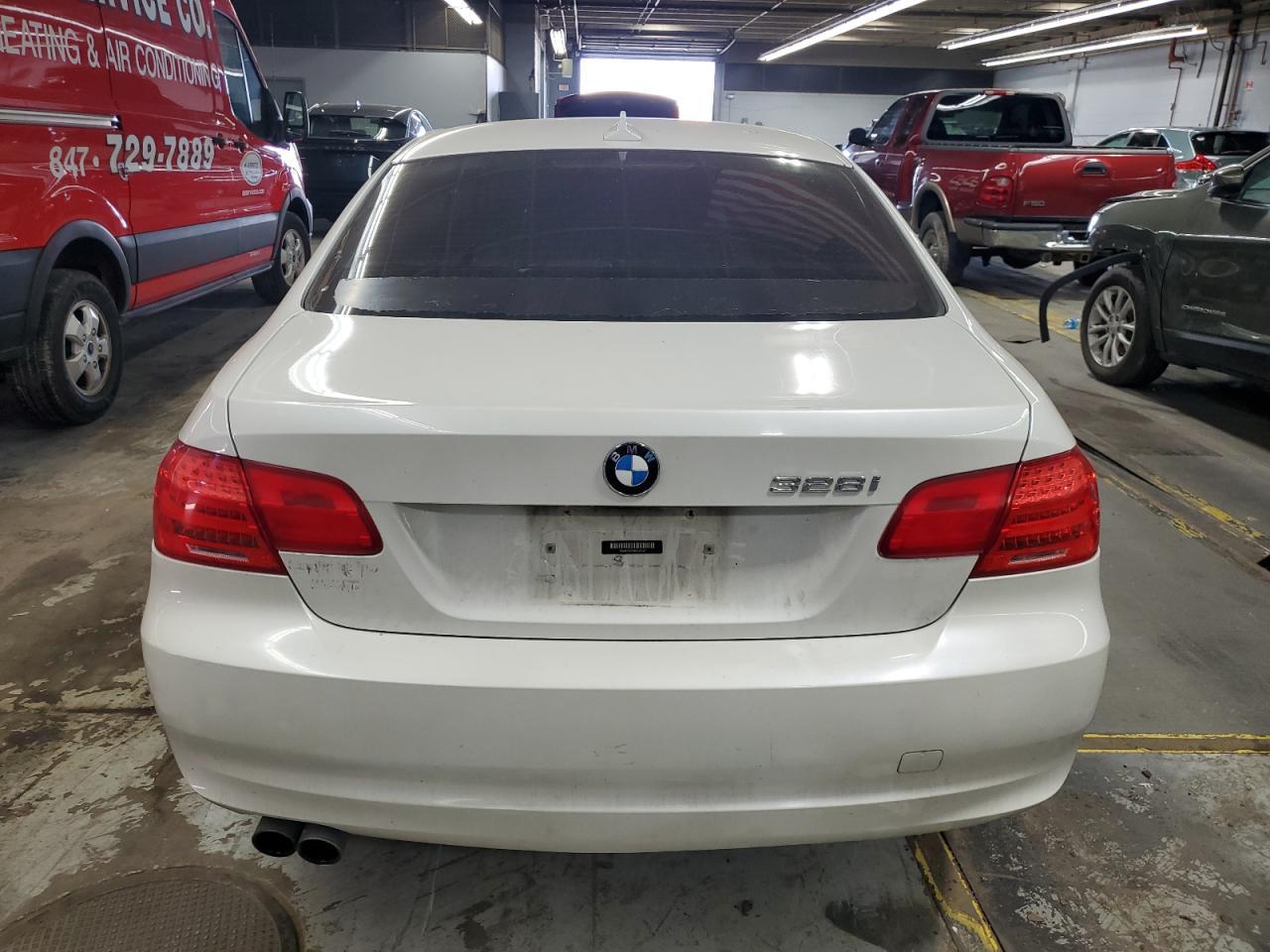 2011 BMW 3 SERIES