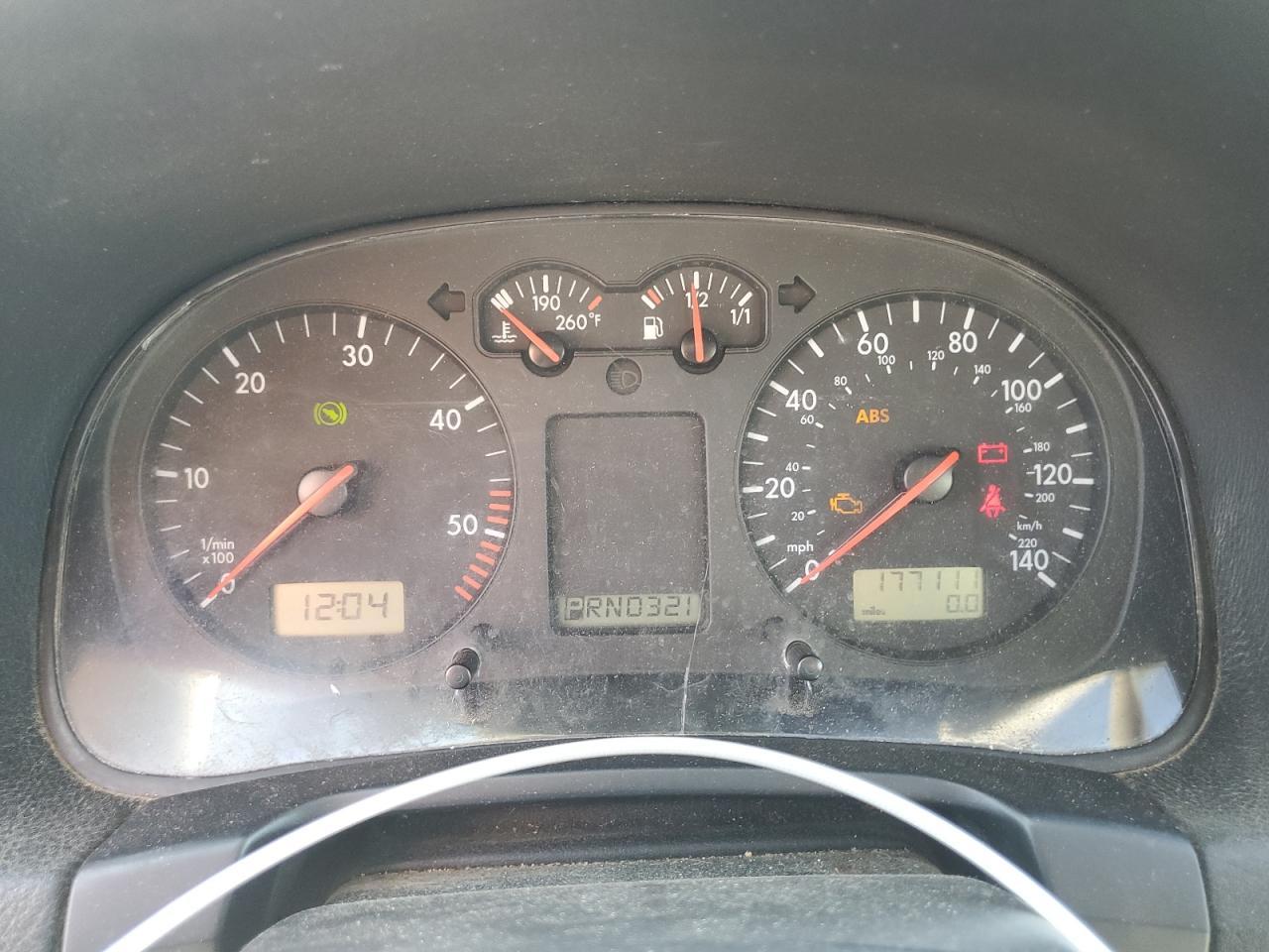 2002 VOLKSWAGEN JETTA