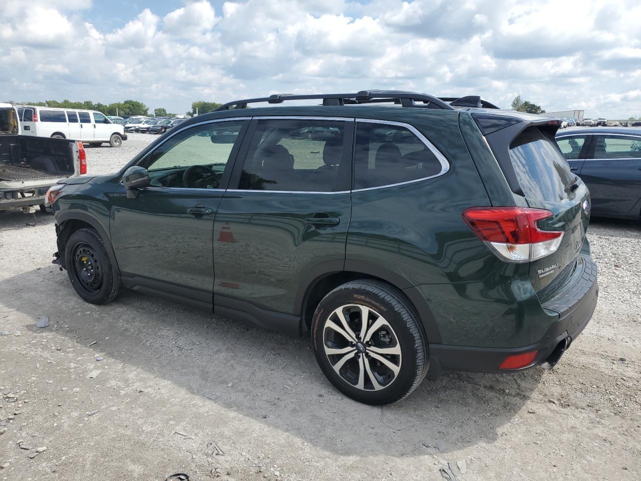 2024 SUBARU FORESTER