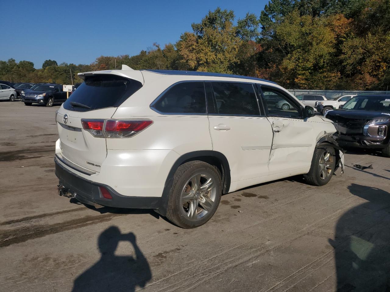 2014 TOYOTA HIGHLANDER
