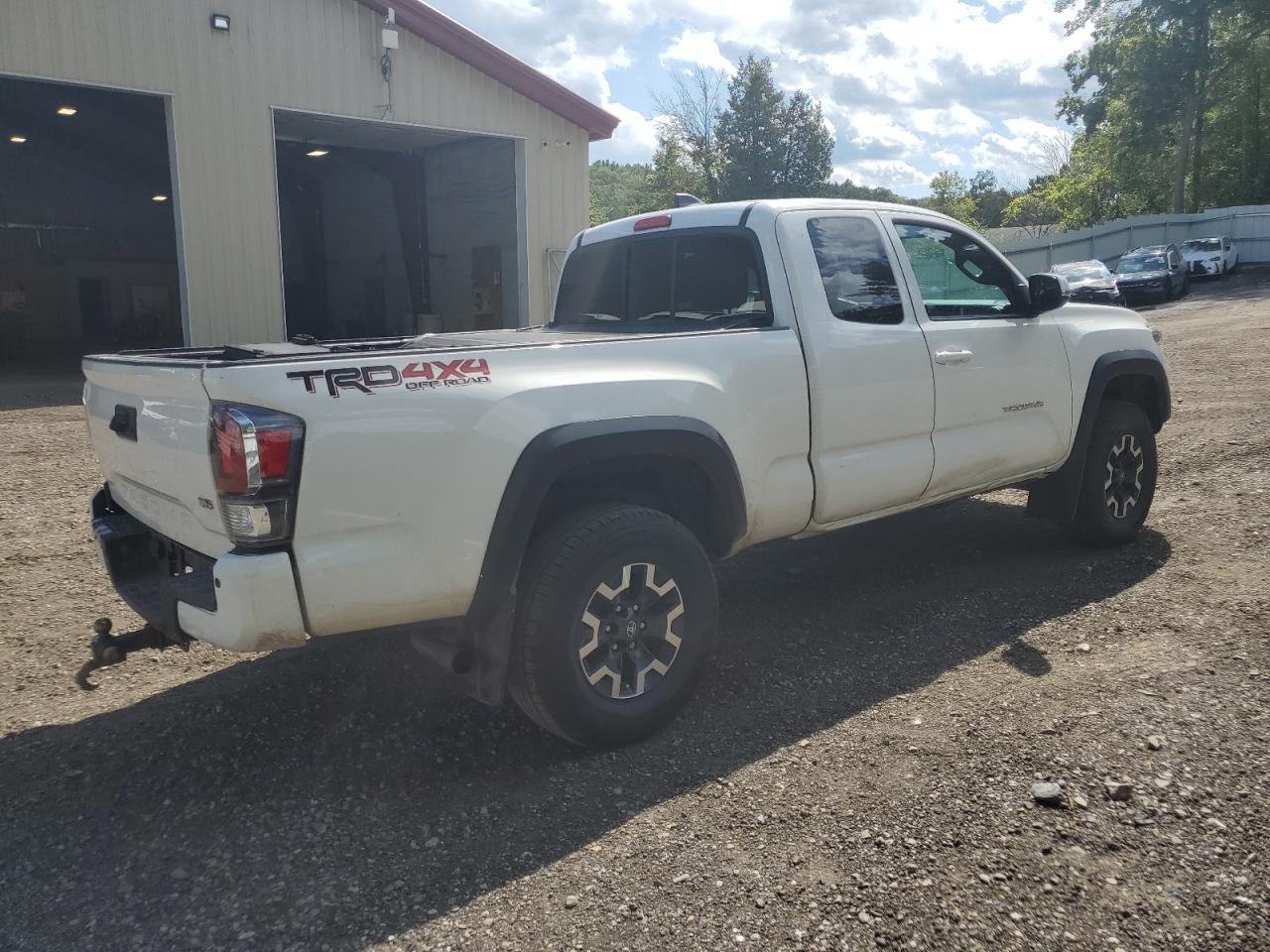 2020 TOYOTA TACOMA