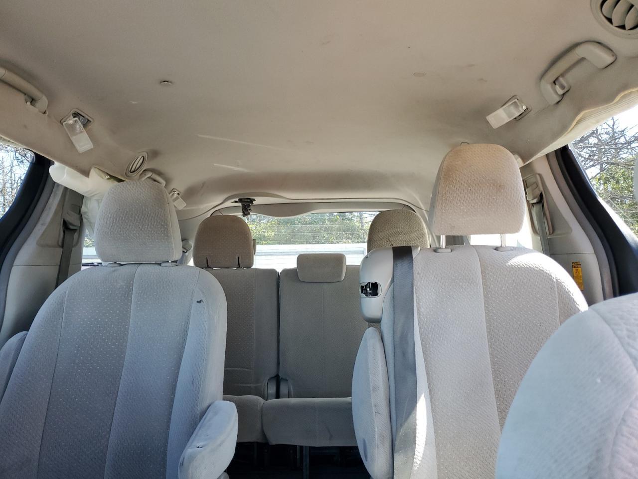 2014 TOYOTA SIENNA