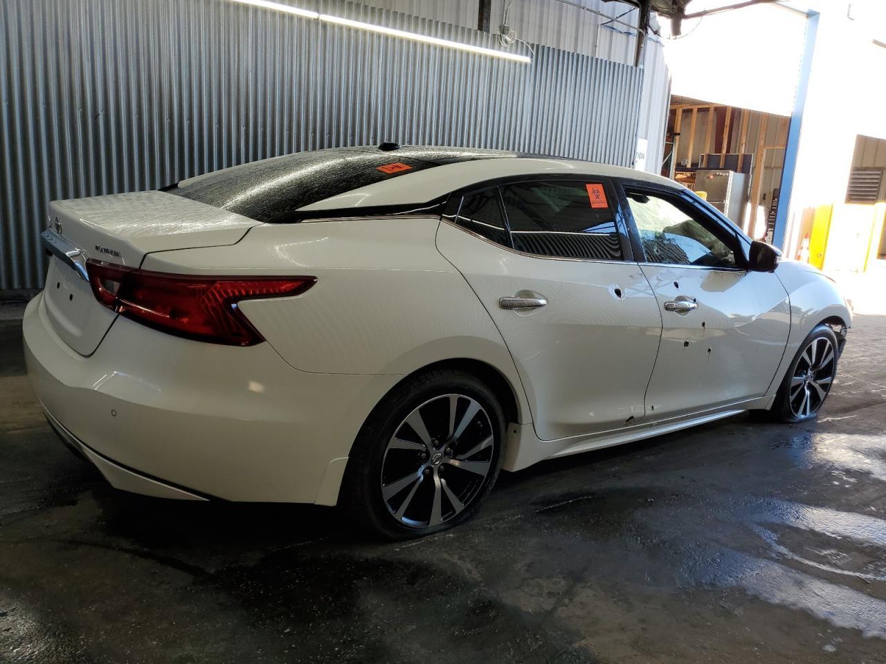 2018 NISSAN Maxima