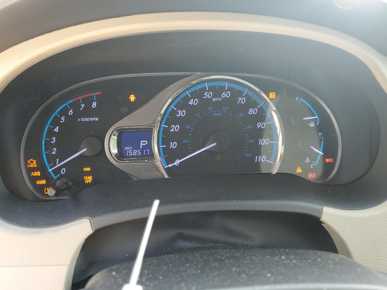 2013 TOYOTA SIENNA