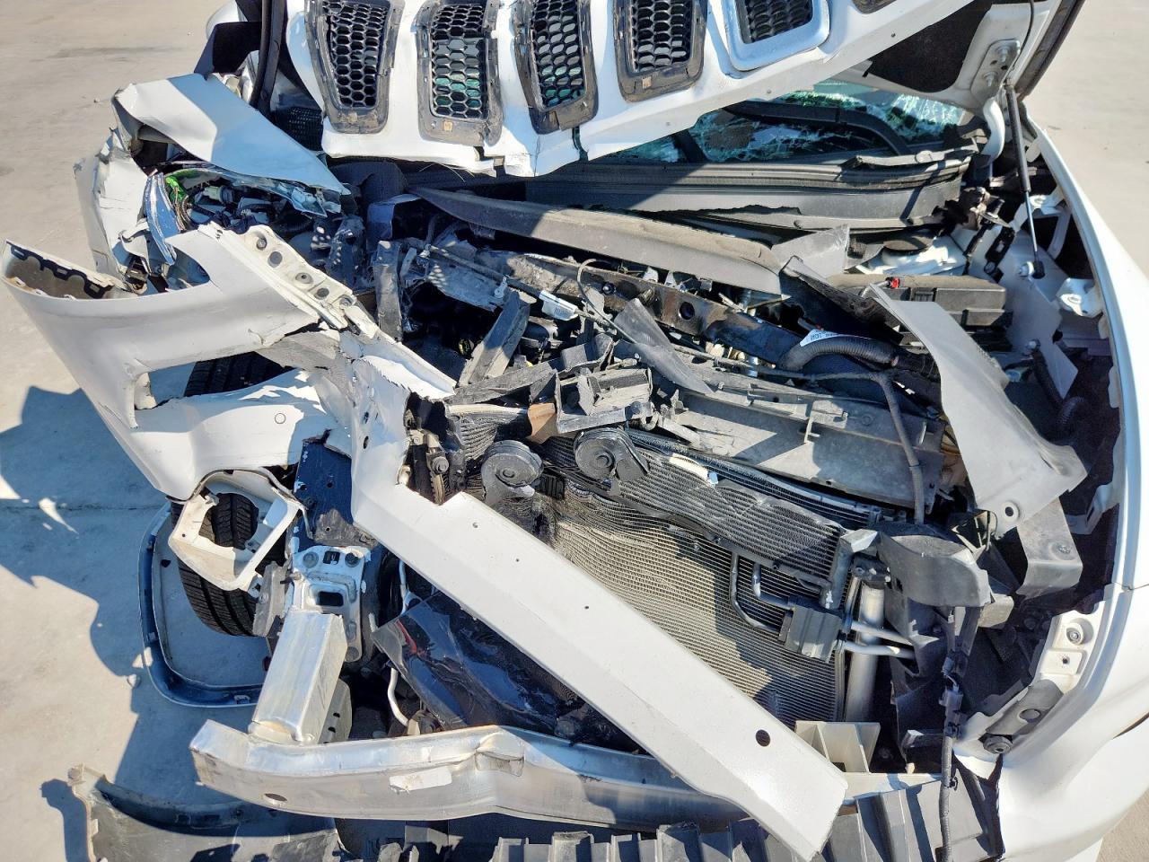2017 JEEP CHEROKEE