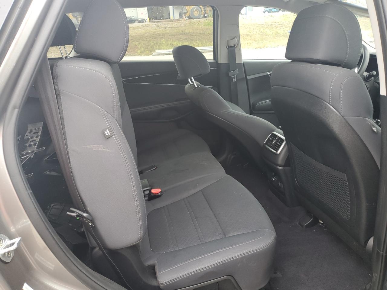 2017 KIA SORENTO