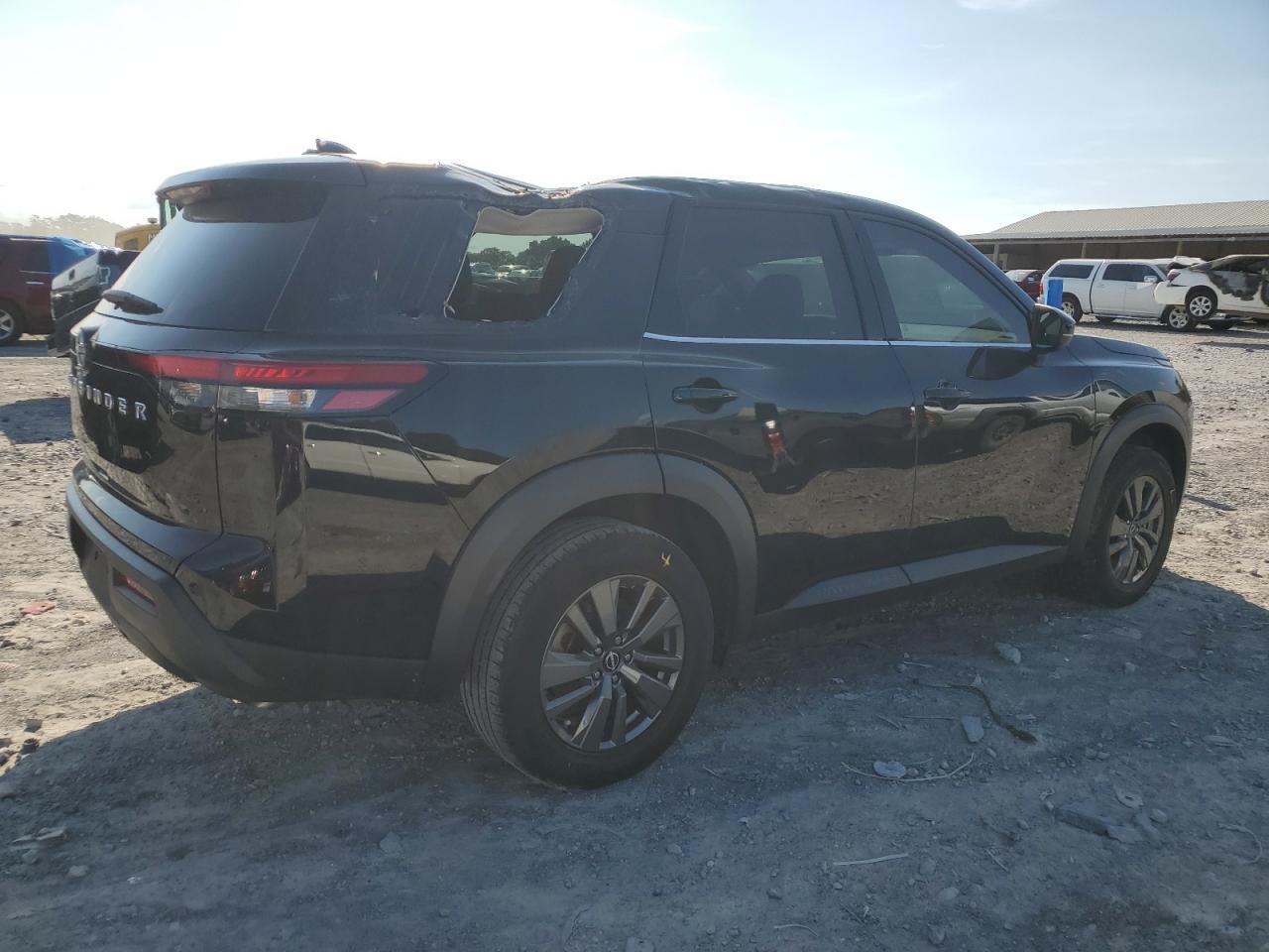 2022 NISSAN PATHFINDER