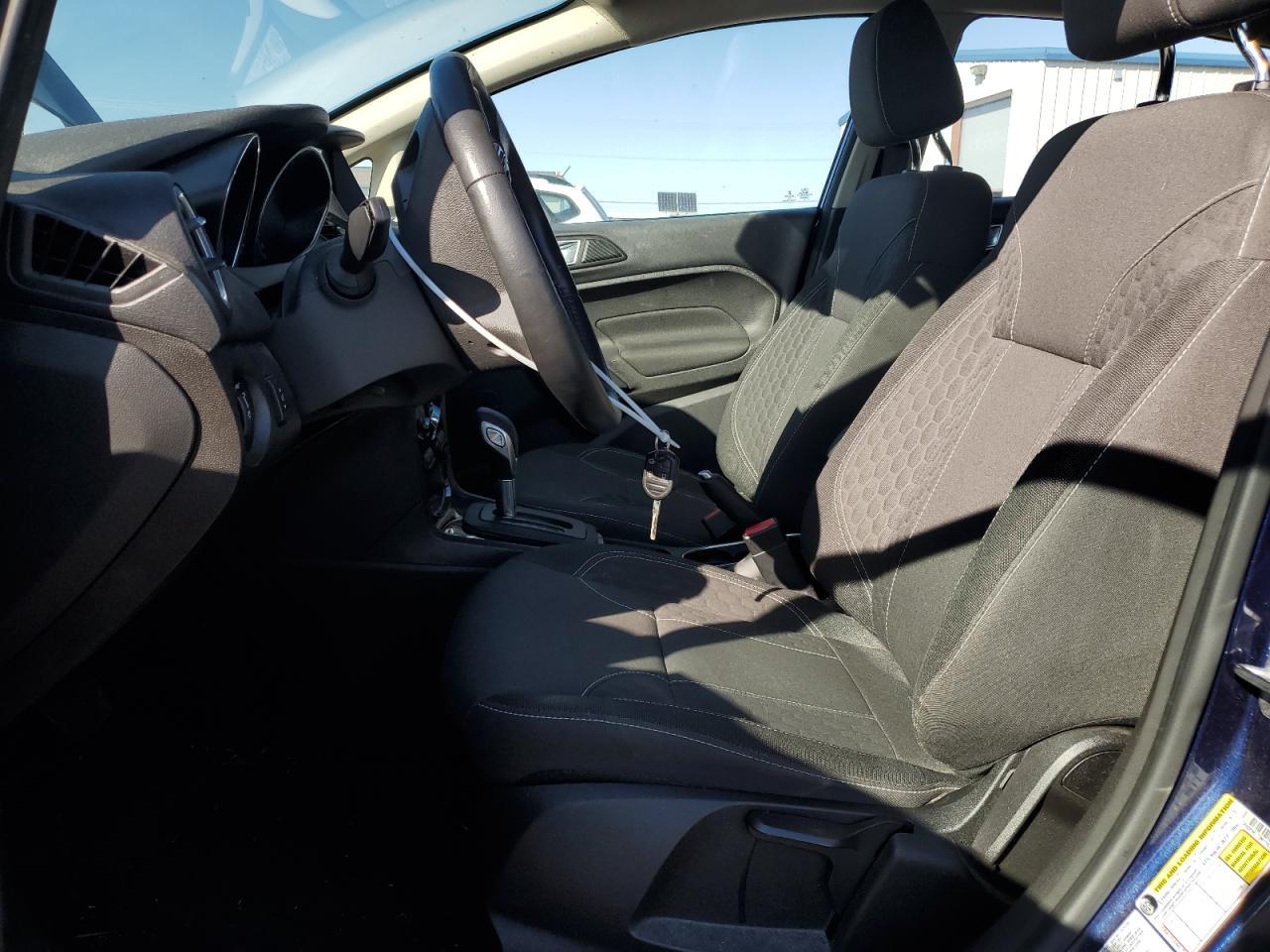 2016 FORD Fiesta