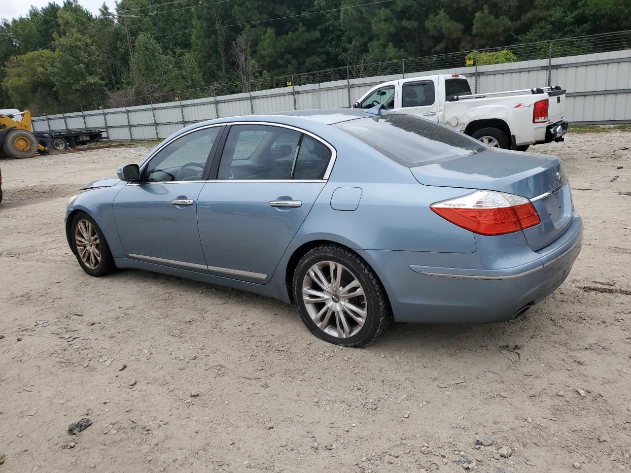 2010 HYUNDAI GENESIS