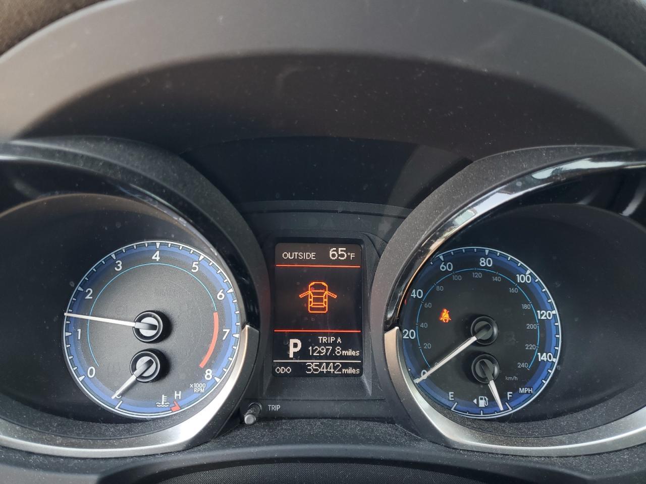 2016 TOYOTA COROLLA