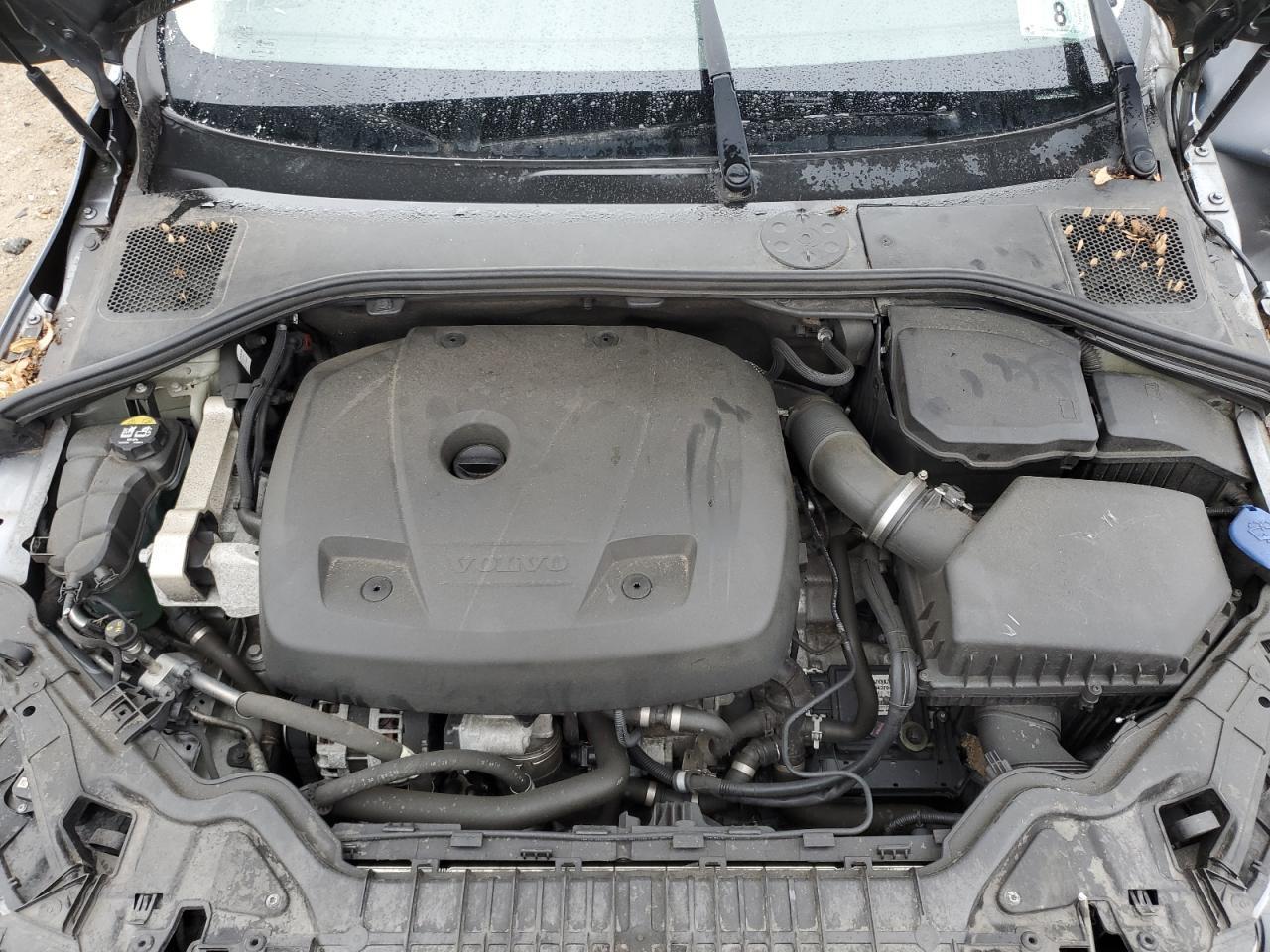 2018 VOLVO S60