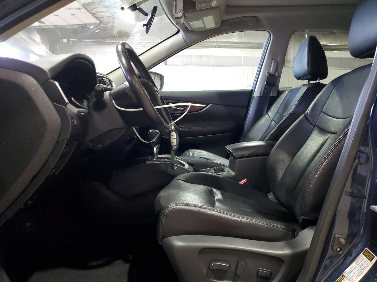2016 NISSAN ROGUE
