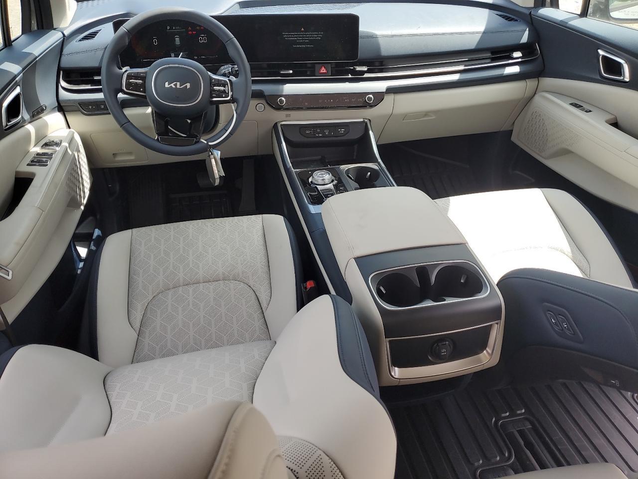 2025 KIA Carnival