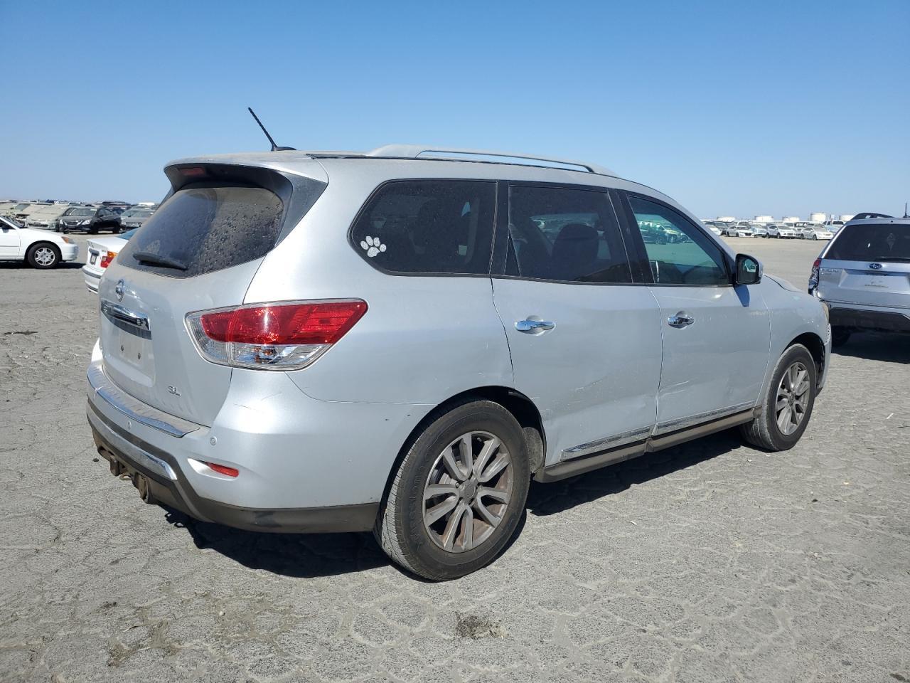 2016 NISSAN PATHFINDER