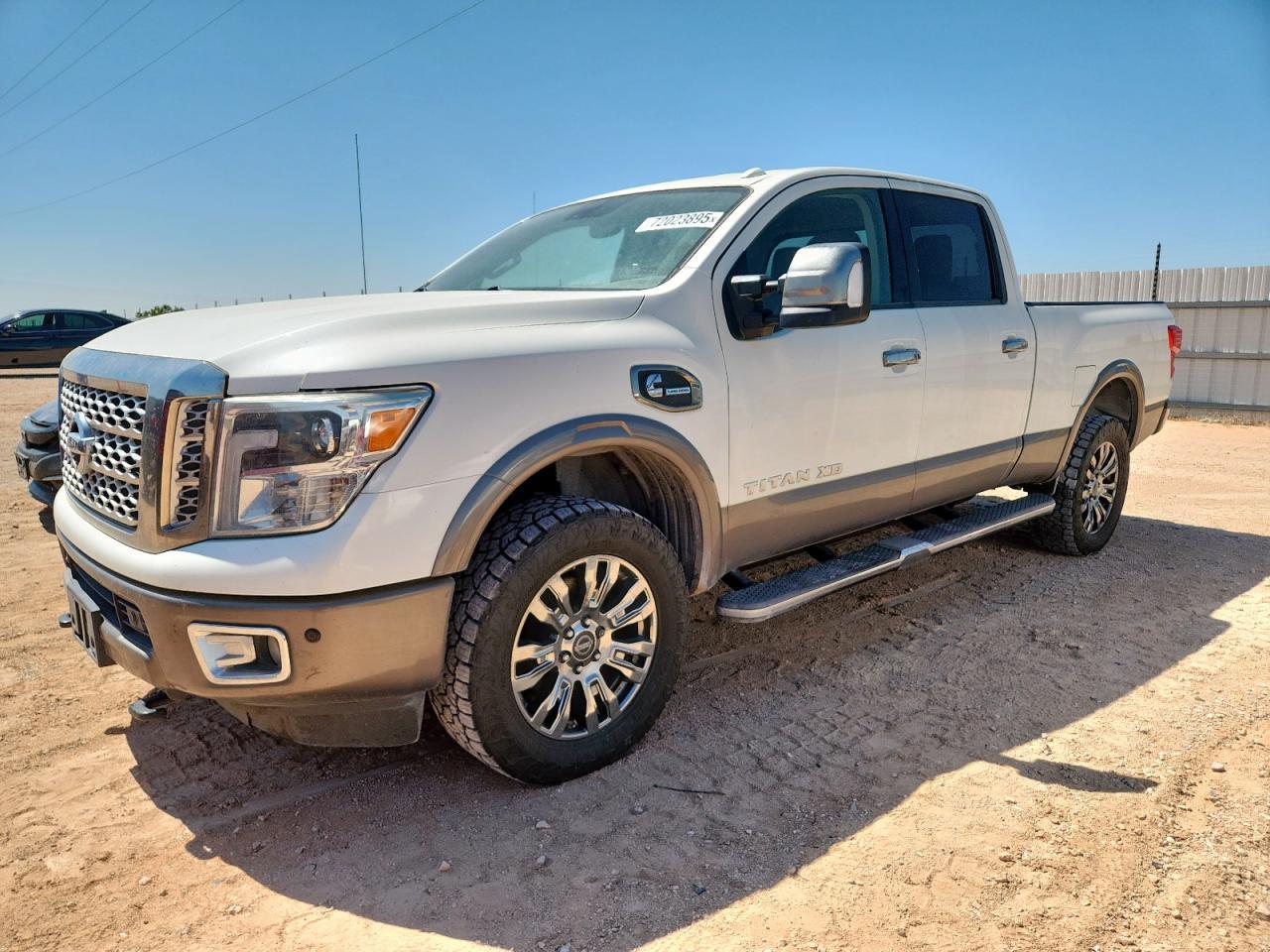 2016 NISSAN Titan