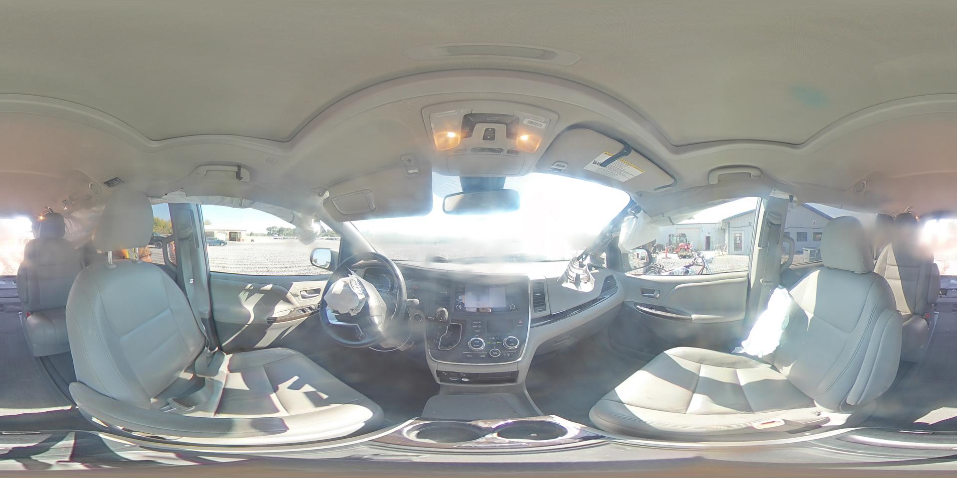 2019 TOYOTA SIENNA
