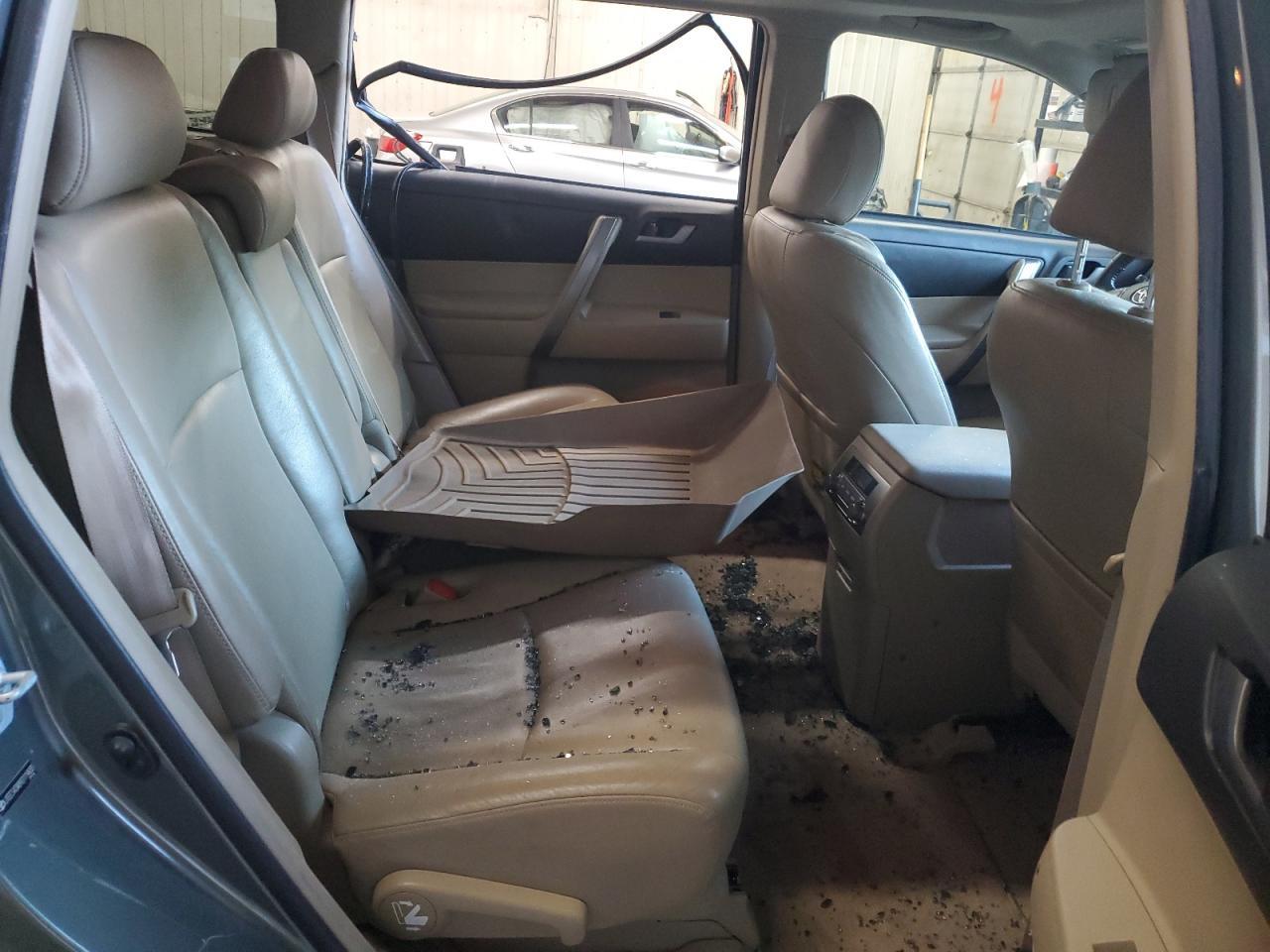 2009 TOYOTA HIGHLANDER