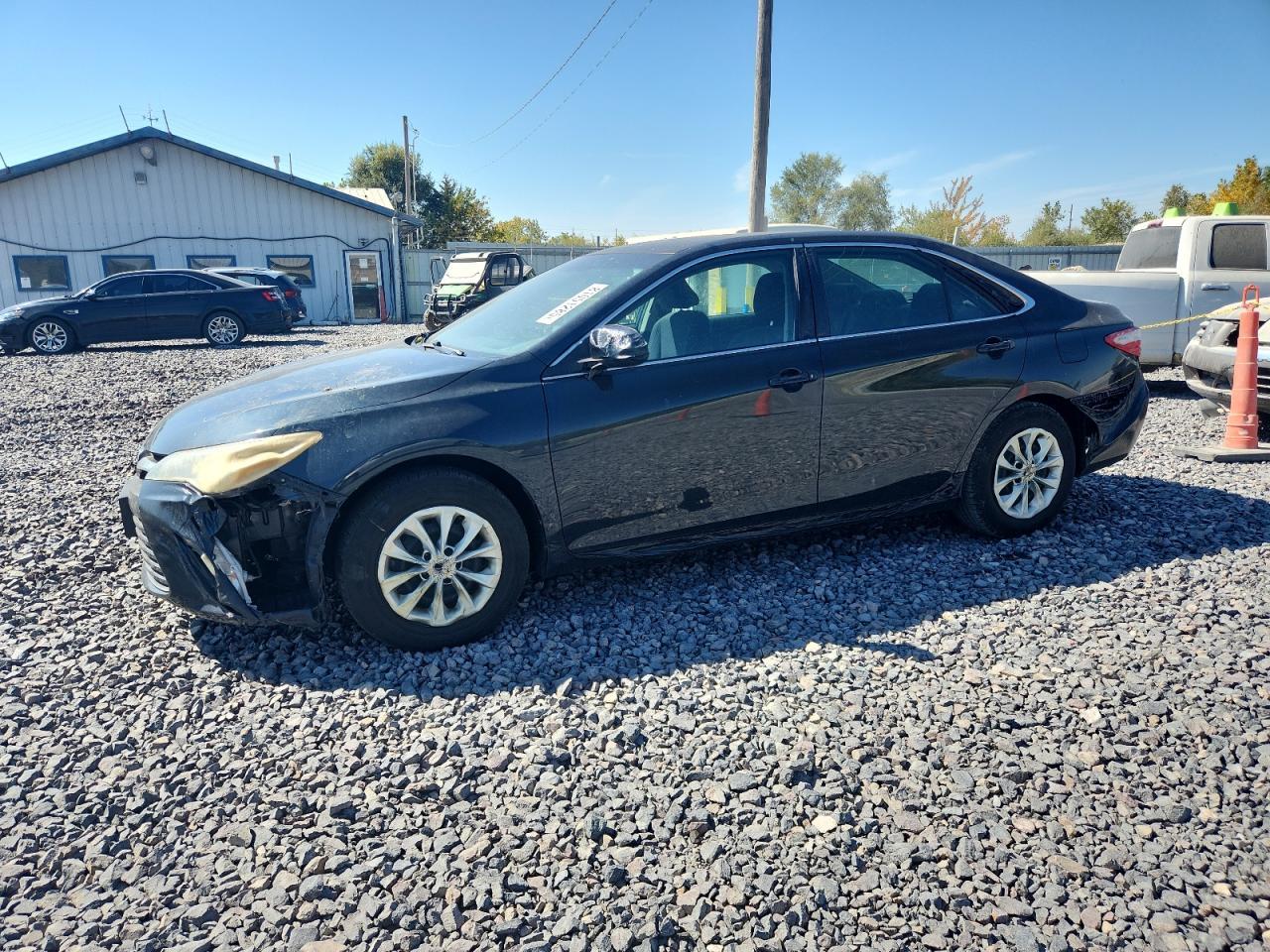 2015 TOYOTA CAMRY