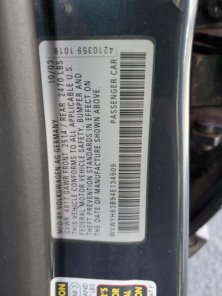 2004 VOLKSWAGEN Passat