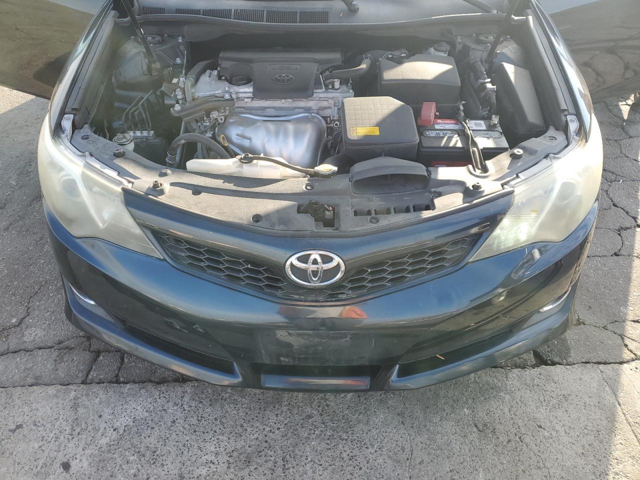 2014 TOYOTA CAMRY