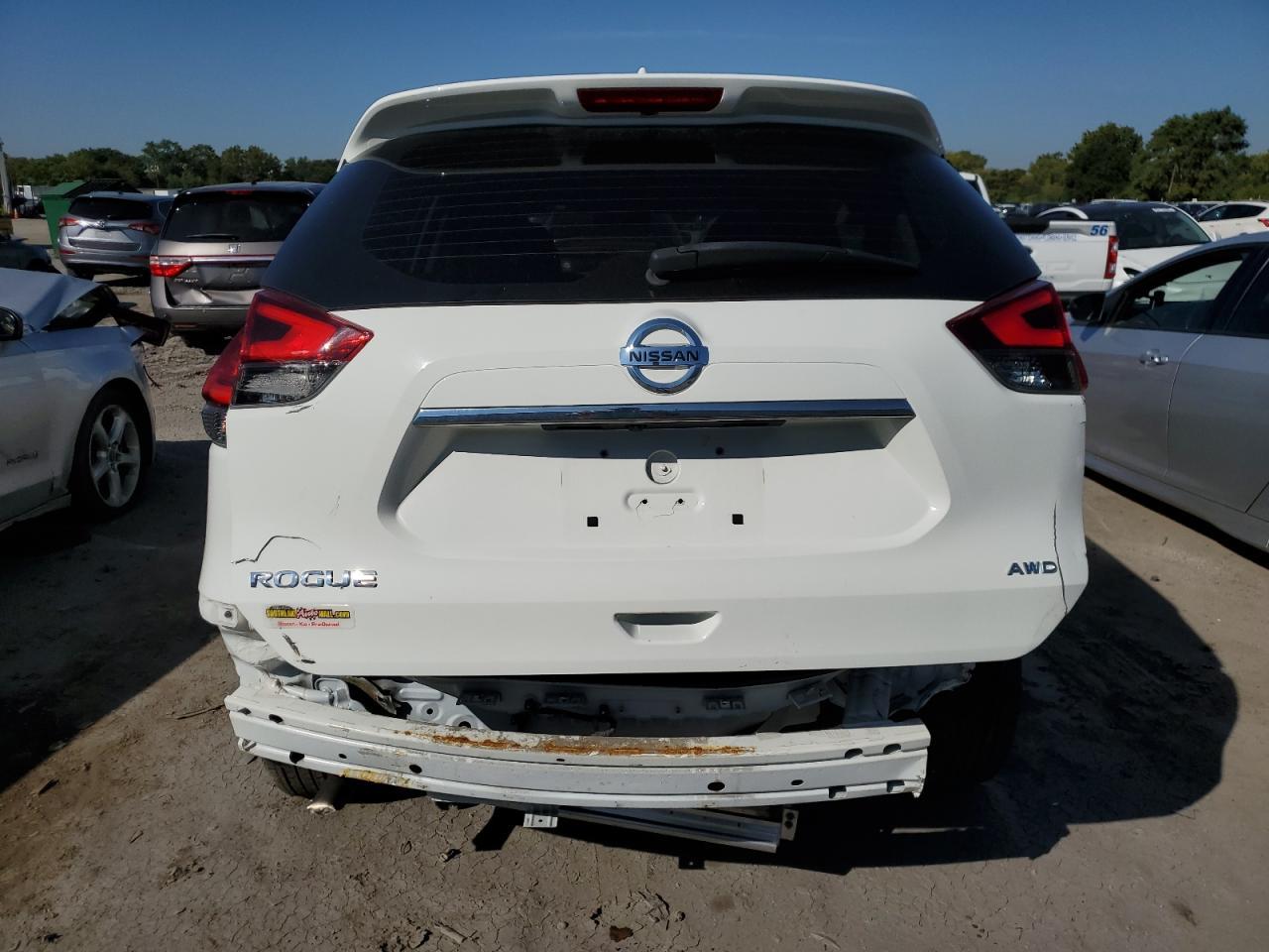 2017 NISSAN ROGUE