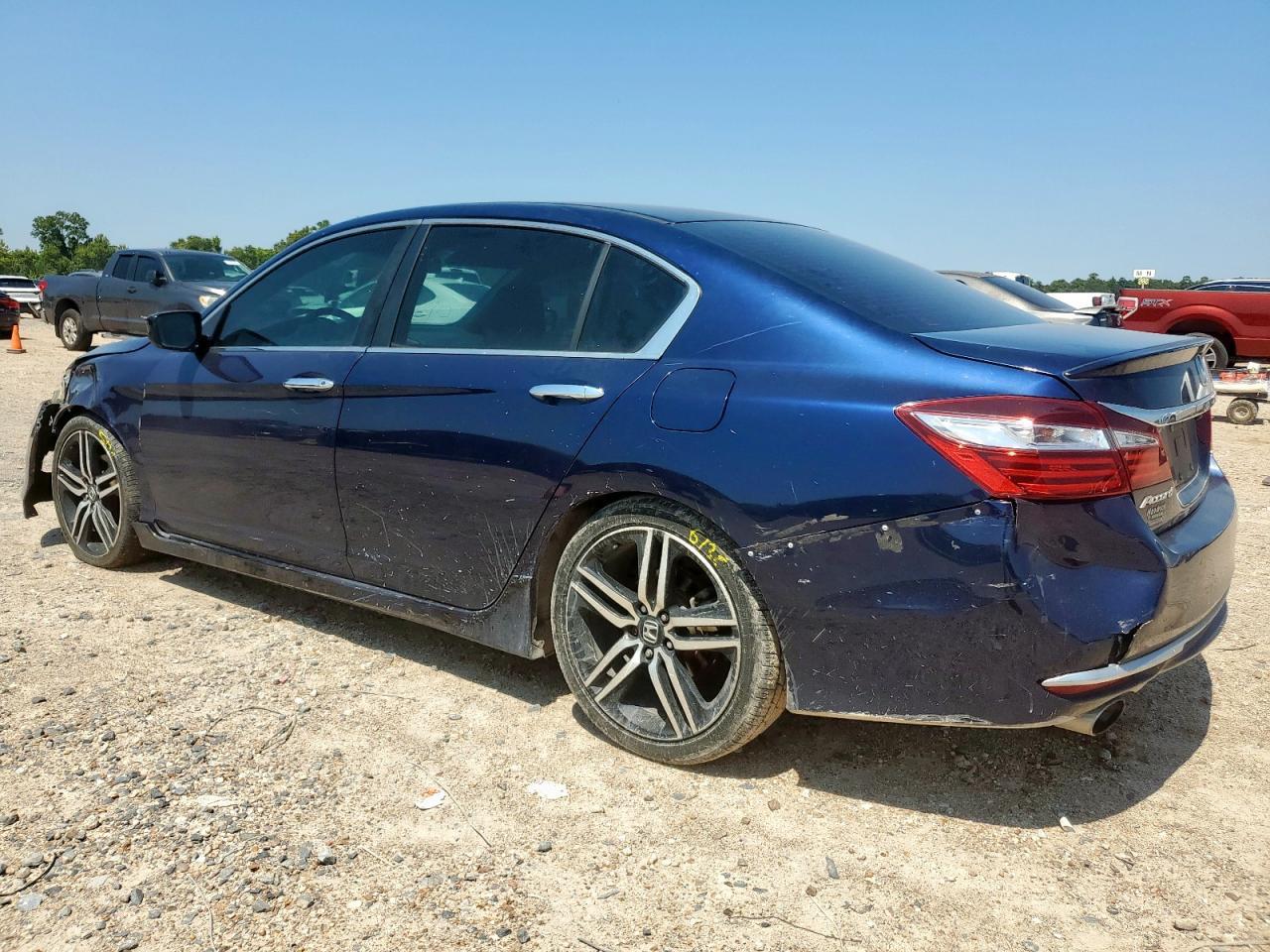 2016 HONDA ACCORD