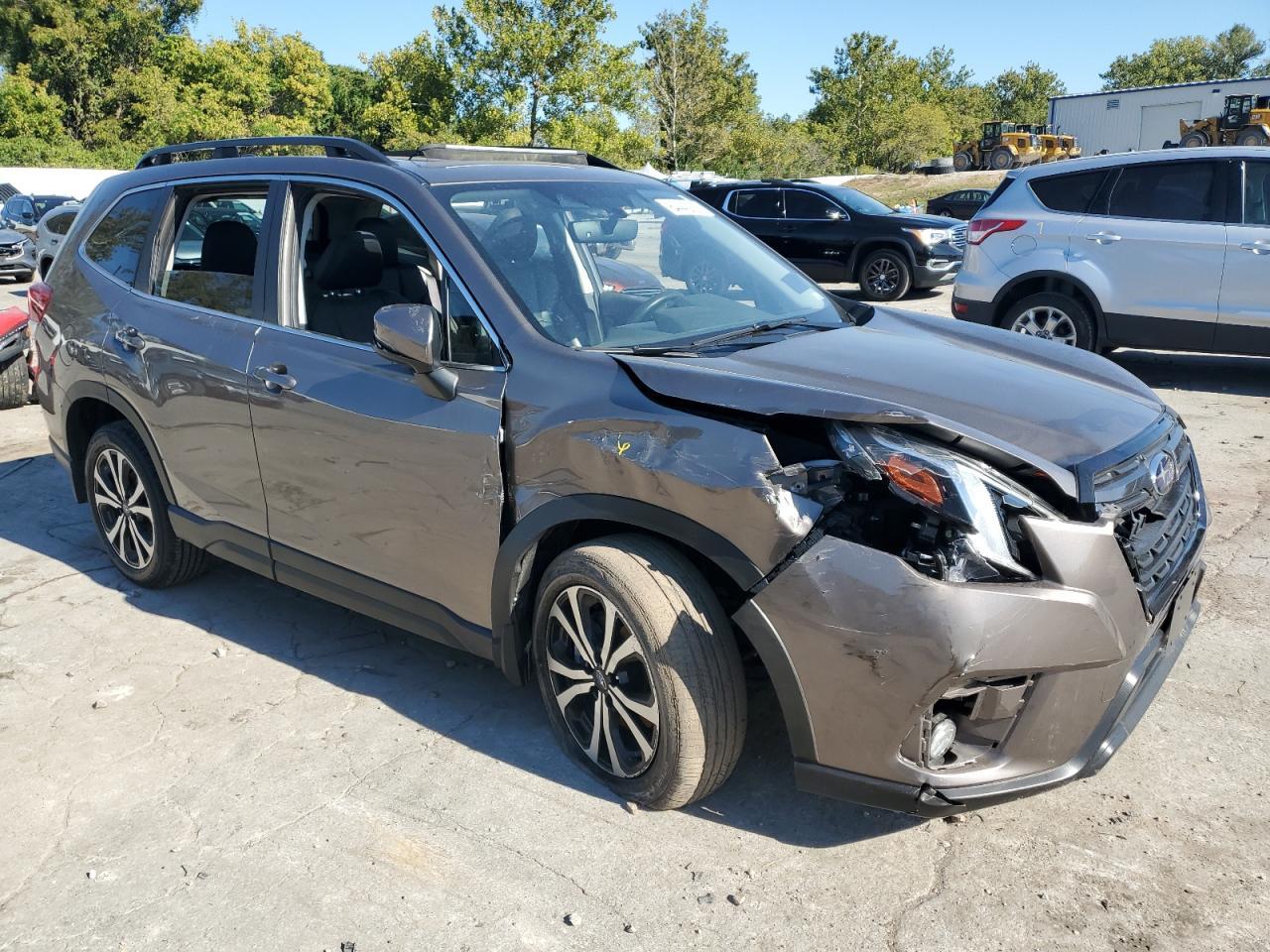 2023 SUBARU FORESTER