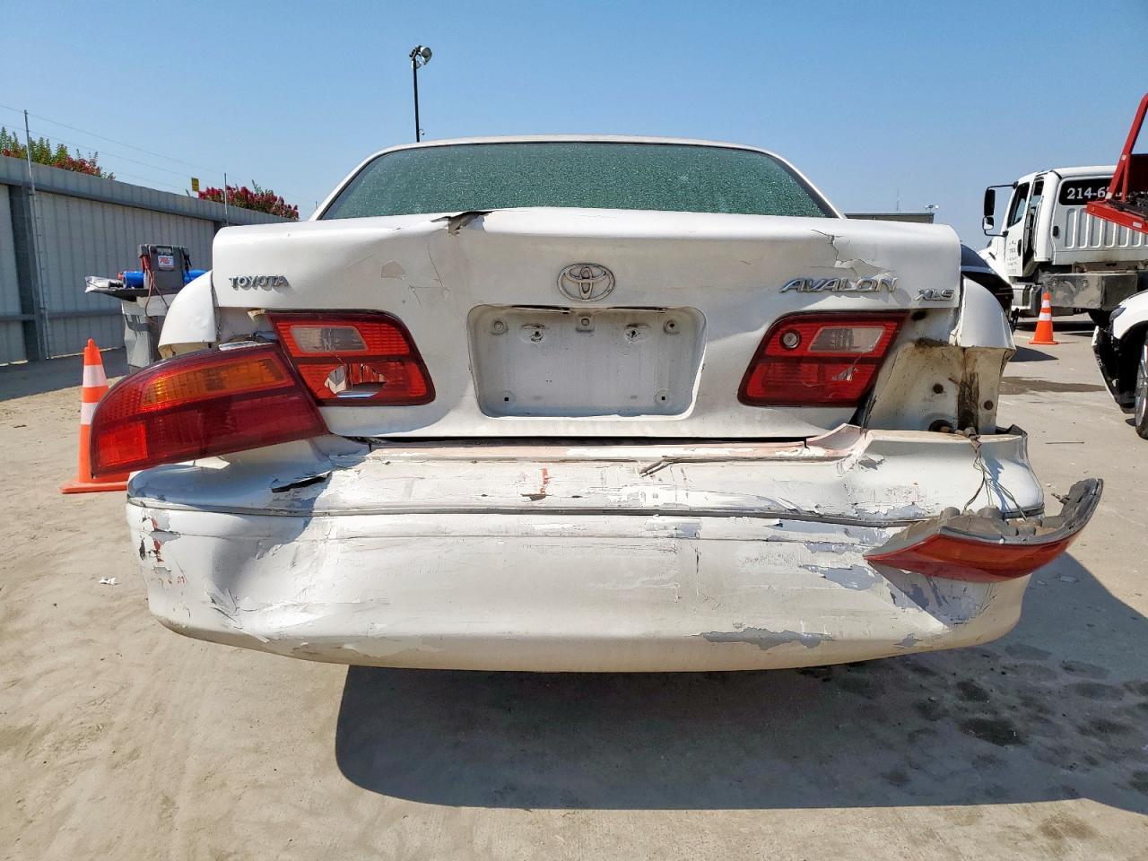 1998 TOYOTA Avalon