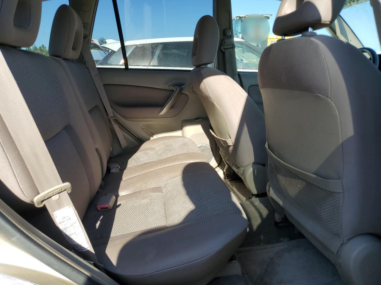 2004 TOYOTA RAV4