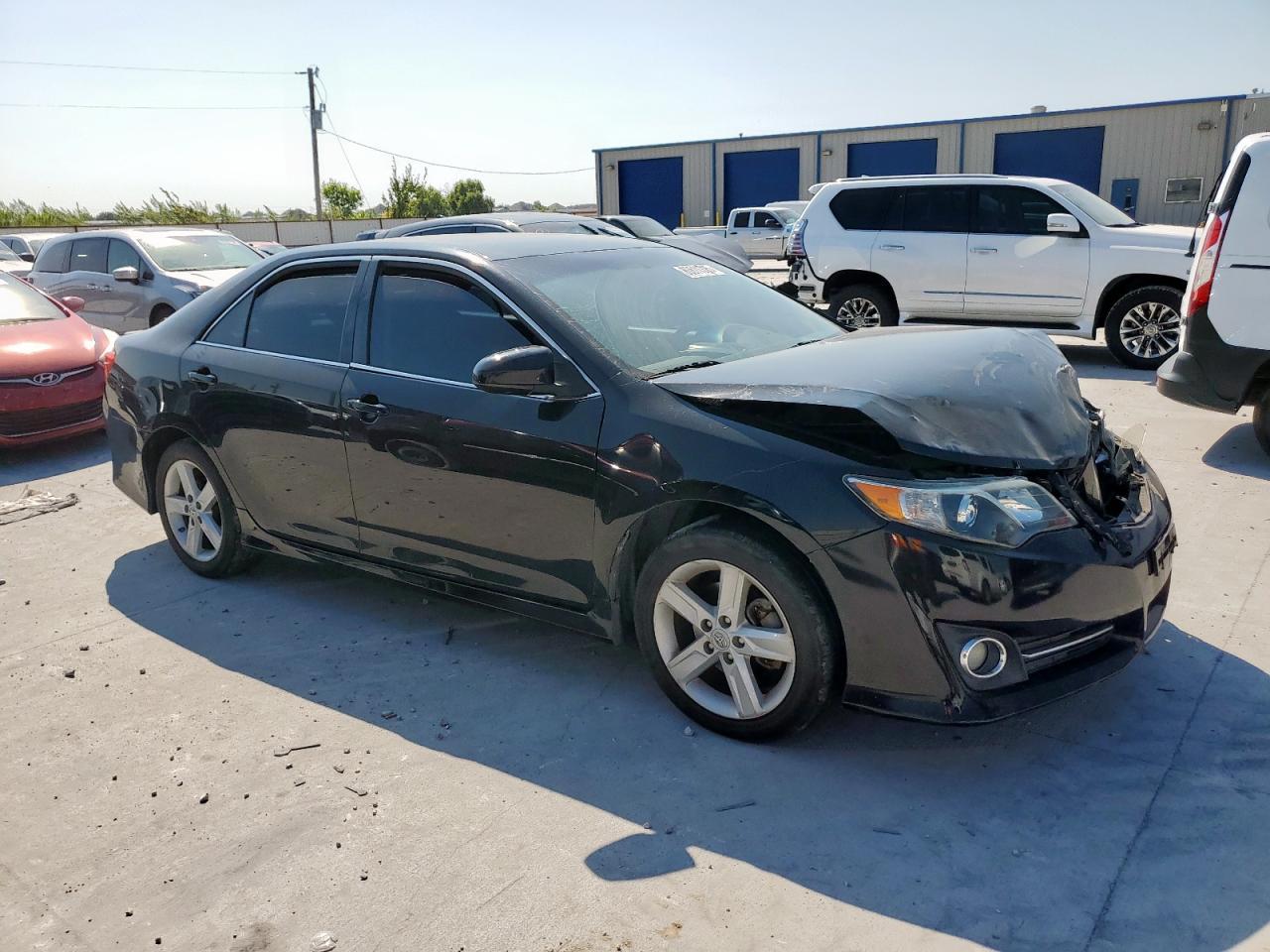 2012 TOYOTA CAMRY