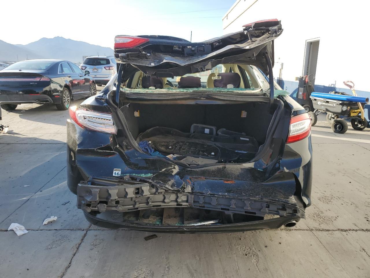 2016 FORD FUSION