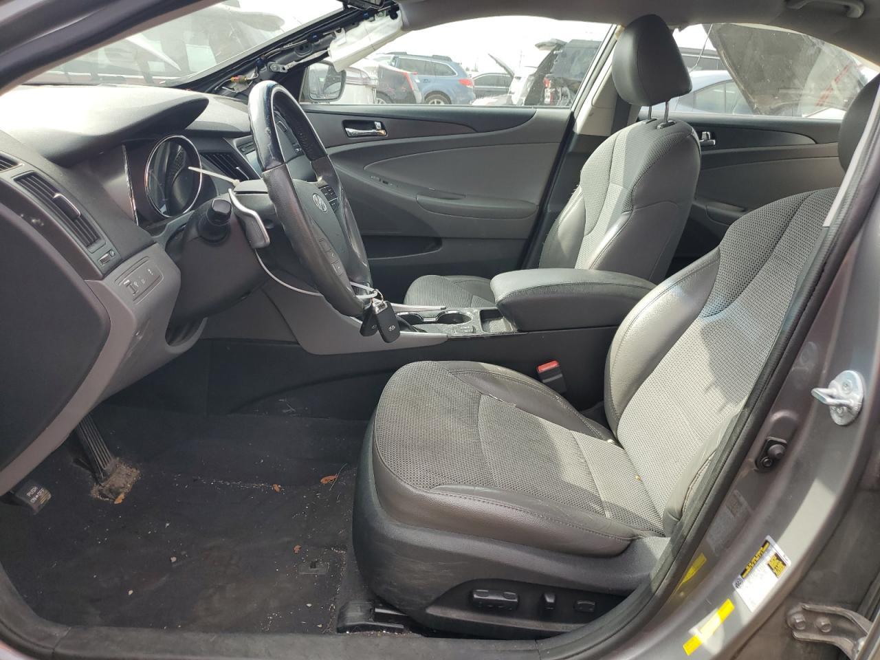 2013 HYUNDAI SONATA