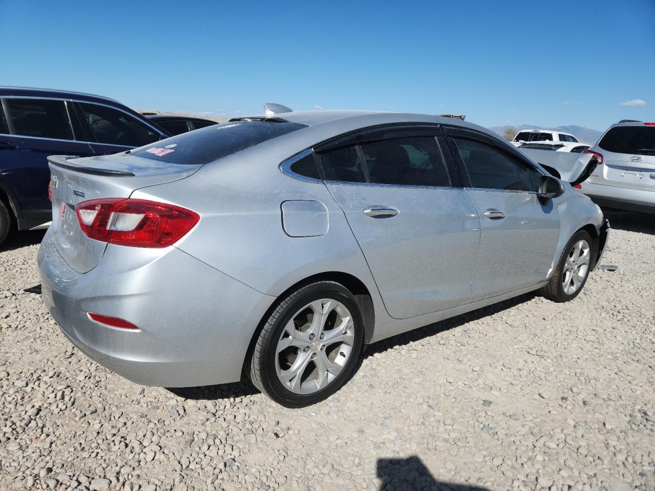 2016 CHEVROLET CRUZE