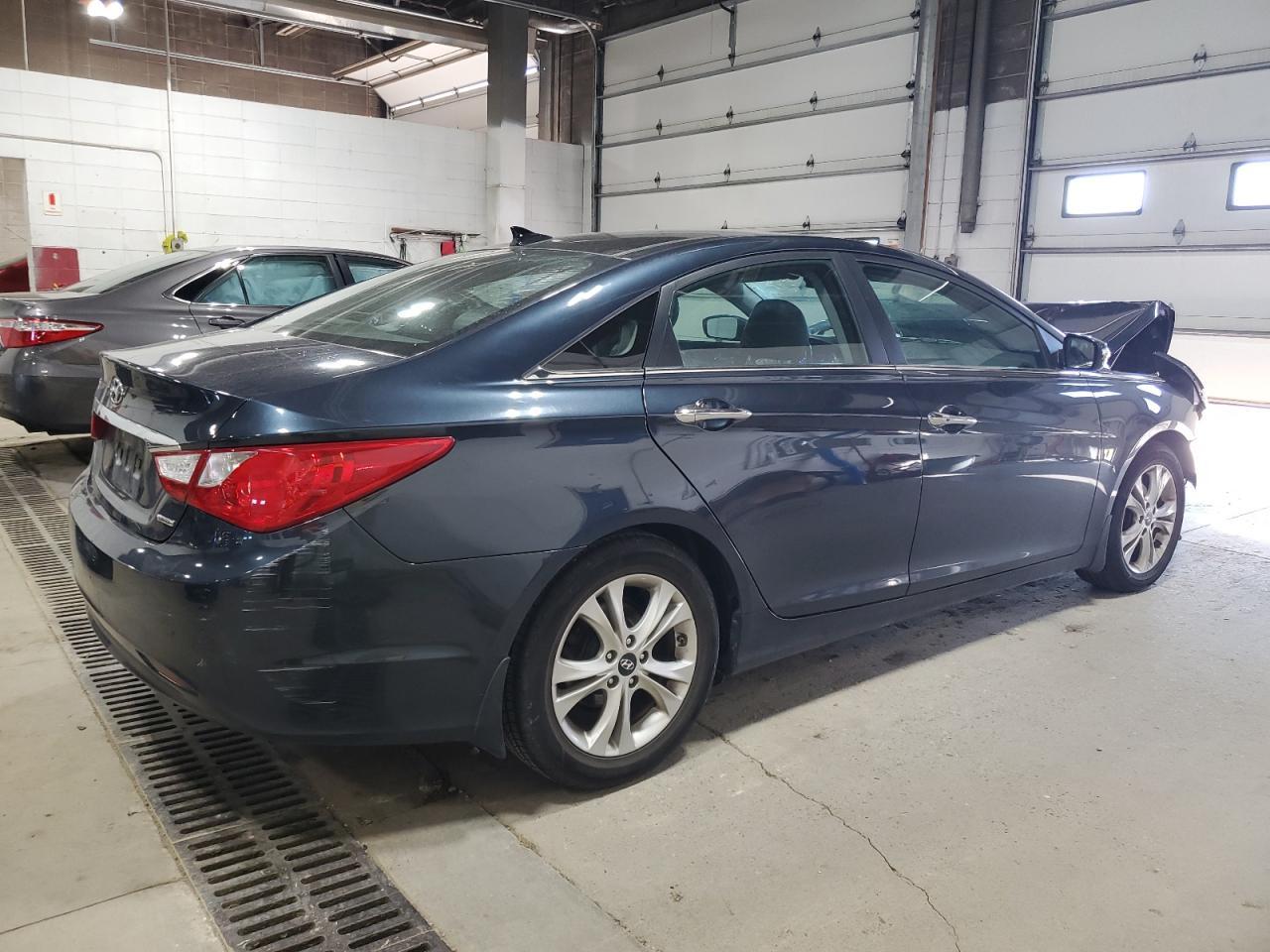 2013 HYUNDAI SONATA